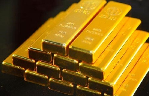 Năm 2014, một công ty ở Thẩm Dương, tỉnh Liêu Ninh (Trung Quốc) tặng 100 miếng vàng có khối lượng từ 20, 50 và 100 gram để làm quà thưởng Tết cho nhân viên. Ảnh: Internet.
