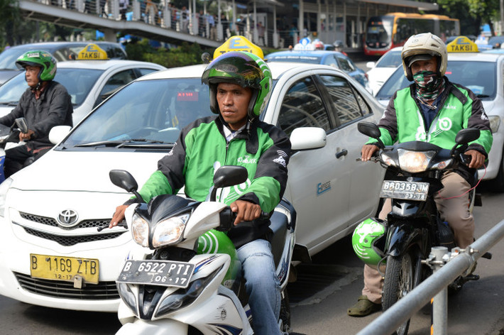 Đầu năm nay, Google quyết định đầu tư mạnh tới 1,2 tỷ USD cho đối thủ của Grab tại Đông Nam Á. Ảnh: TechCrunch.