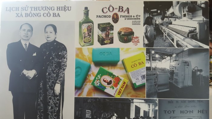 Theo lời kể của con cháu họ Trương, hình ảnh cô Ba chính là vợ của ông Trương Văn Bền. Do rất yêu vợ nên ông đã dùng hình ảnh bà cho nhãn hiệu xà bông thơm đầu tiên của Việt Nam. Ảnh: Khổng Chiêm/NDH.