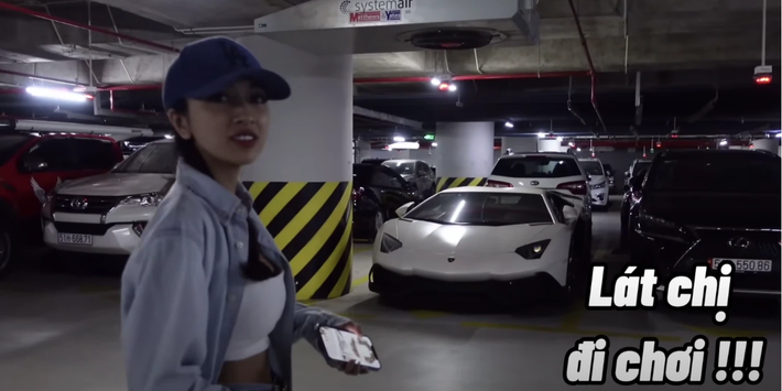 Cách đây không lâu, nữ rich kid Jessie Lương khiến dân mạng choáng váng khi tự tay lái siêu xe Lamborghini Aventador 20 tỷ của mình chỉ để đi ăn cơm tấm. Ảnh: Facebook