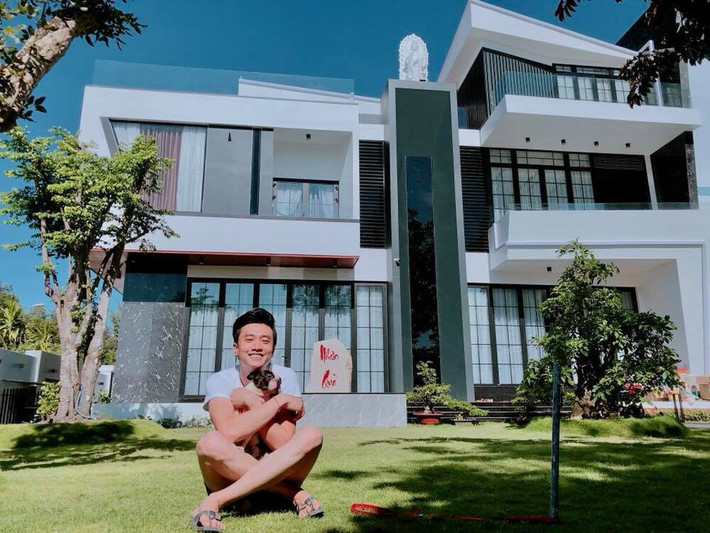 Cách đây vài năm, Quốc Trường hoàn thành xây dựng căn biệt thự trị giá 25 tỷ đồng. Ảnh: Vietnamnet