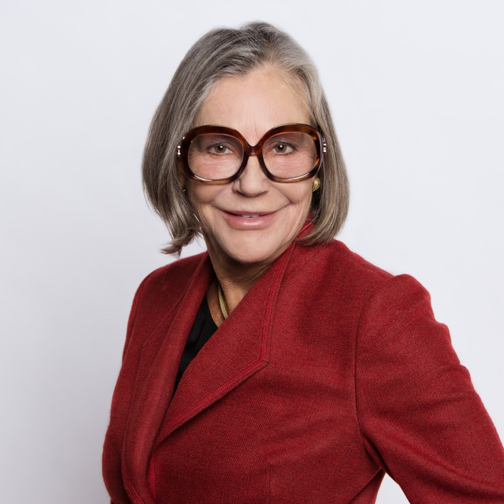 Bà Alice Walton - người thừa kế đế chế Wal-Mart đang sở hữu 65,8 tỷ USD và là nữ tỷ phú giàu thứ 2 thế giới. Ảnh: Insider