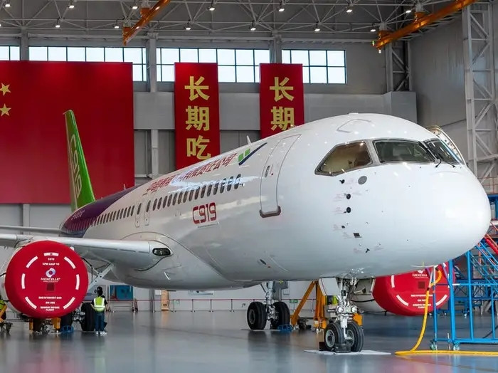 Đây là mẫu máy bay thân hẹp có sức chứa tới 174 hành khách, với tầm bay hơn 5.500km. Ảnh: BI