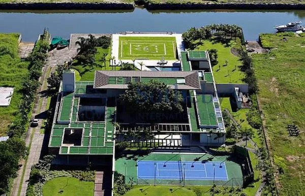 Nam tiền đạo còn chi 3,3 triệu USD sở hữu dinh thự khác ở São Paulo, Brazil. Ảnh: 9sportpro