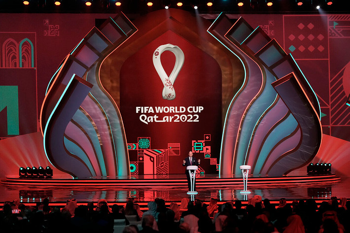 Tại kỳ World Cup năm nay, đội vô địch sẽ nhận được Cúp vàng cùng 42 triệu USD tiền thưởng. Số tiền này cao hơn 4 triệu USD so với những gì tuyển Pháp nhận được từ chức vô địch World Cup 2018. Ảnh: Skysports