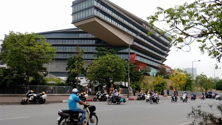 An ninh được thắt chặt tại khu vực khách sạn Marriott.