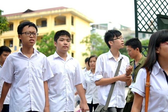Thí sinh, phụ huynh có thắc mắc về kỳ thi có thể gọi đến đường dây nóng của Thanh tra Sở Giáo dục và Đào tạo Hà Nội theo số 01626763905, lãnh đạo Sở sẽ trực tiếp giải quyết các vấn đề liên quan. Ảnh minh họa (tuyển sinh 247).