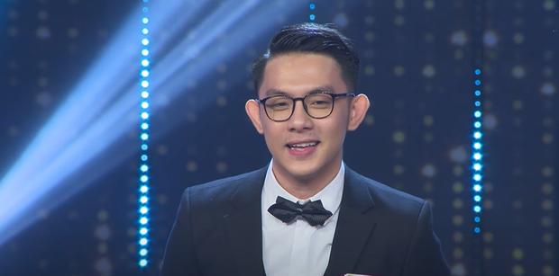 Đông Khuê là con trai của Tống Thành Vinh, vị đạo diễn phim “Có lẽ nào ta yêu nhau” phát sóng trên VTV vào năm 2009. Tống Đông Khuê thực sự nổi lên sau khi tham gia chương trình truyền hình “Người ấy là ai” mùa 3. Ảnh: Tri thức trẻ
