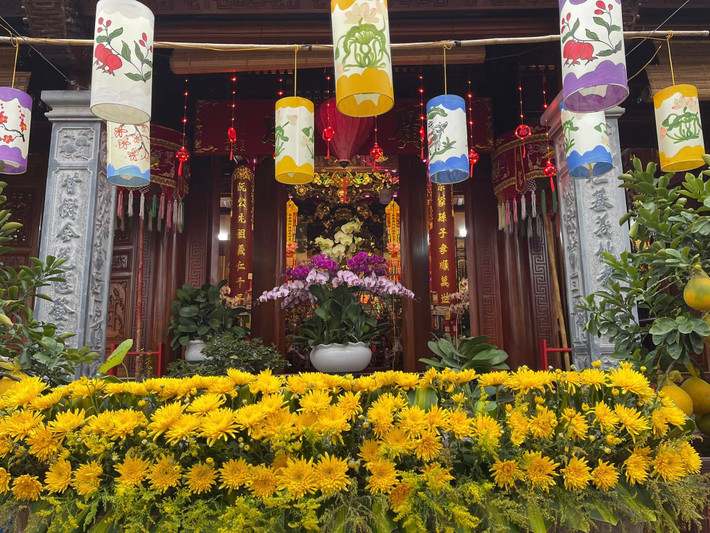 Phủ thờ mới của Vượng Râu được hoàn thành sau 3 năm xây dựng, công trình mang đậm phong cách Bắc Bộ. Ảnh: FBNV