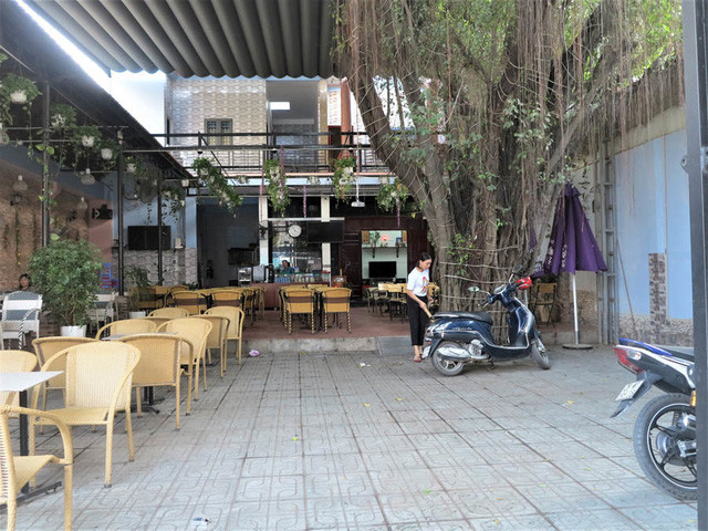 Hiện tại, gia đình Tiến Linh sống trong một căn nhà vườn rộng lớn, hơn 300m2 ở phường An Phú, thị xã Thuận An, Bình Dương. Ảnh: Dân Việt