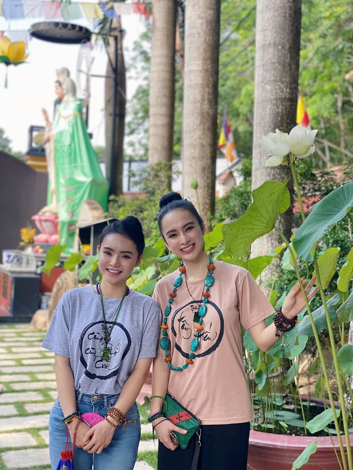 Trước đó, nhà cũ của nội Angela Phương Trinh là một căn nhà cấp 4 đơn giản.