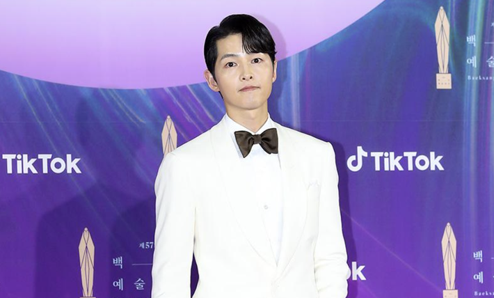 Ngoài ra, nam diễn viên có nhà riêng tại khu Nine One Hannam (Seoul) trị giá 7,27 triệu USD và căn hộ trong khu phức hợp cao cấp Eterno Cheongdam có giá 11,5 triệu USD. Ảnh: GMA Network