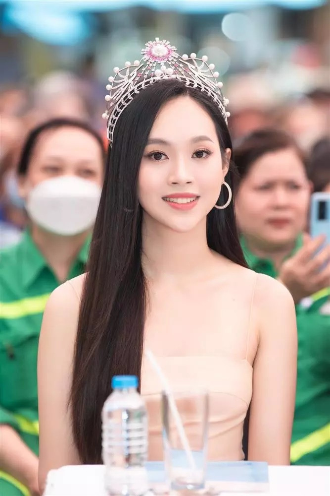 Thùy Linh được quan tâm khi trở thành Á hậu 1 Hoa hậu Việt Nam 2022. Trước đó, Thùy Linh được đánh giá là nhân tố tiềm năng khi sở hữu vóc dáng quyến rũ, gương mặt sáng, lối catwalk ổn và khả năng ứng xử tốt.