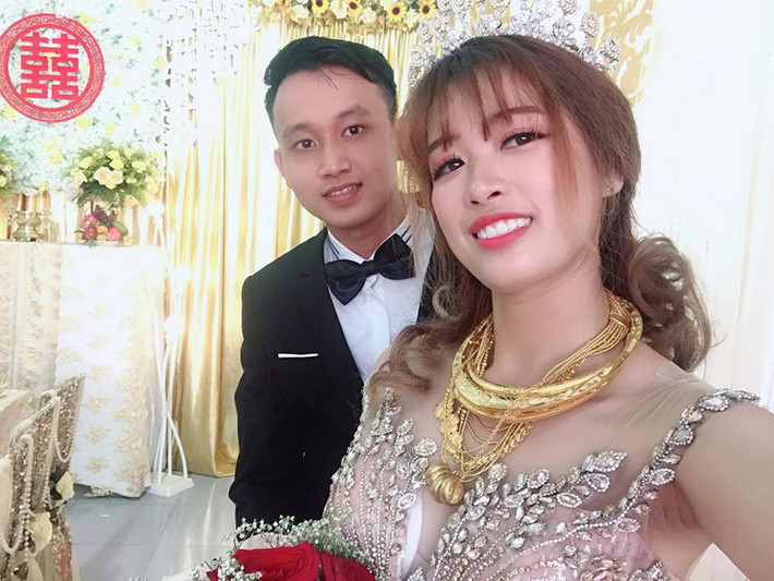 Theo tiết lộ, số vàng đó là do hai bên gia đình cho để làm vốn sau khi kết hôn. Ảnh: Vietnamnet.