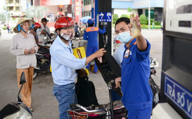 Liên Bộ vẫn quyết định trích 100 đồng/lít với xăng E5 RON 92 vào Quỹ bình ổn giá xăng dầu. Mức trích lập với xăng RON 95 là 500 đồng một lít. Cùng đó, không chi sử dụng Quỹ bình ổn.