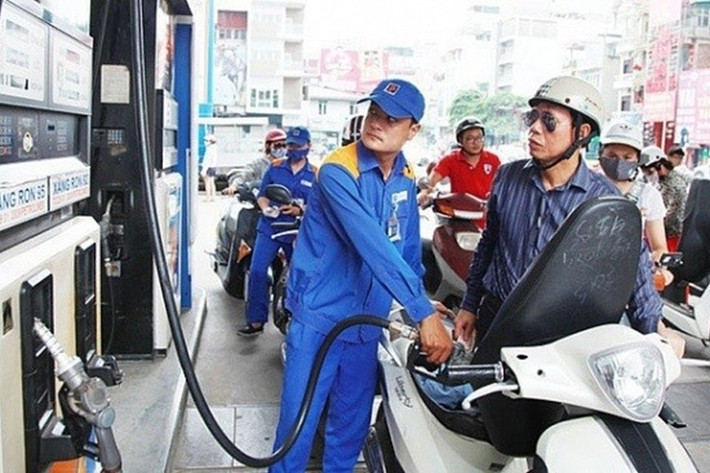 Dầu hoả tăng 7 đồng, giá bán tối đa 15.966 đồng/lít.