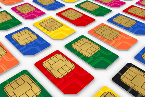 Đối với dòng 11 số, 2 sim đắt nhất được rao bán trên trang simvipviettel.vn là 016x6666666 và 018x8888888 với giá từ 6 - 8 tỷ đồng/sim.