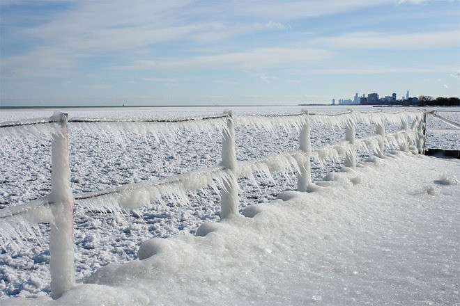 Hồ Michigan đã được công nhận là 1 trong 5 hồ lớn nhất khu vực Bắc Mỹ. Nó là hồ duy nhất nằm hoàn toàn trong lãnh thổ Mỹ, 4 hồ còn lại chia sẻ diện tích với Canada.