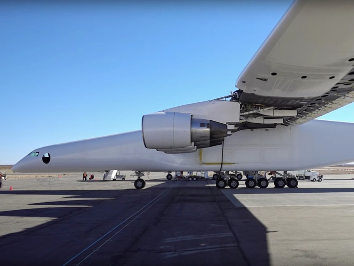 Siêu máy bay có thể đạt vận tốc tối đa 850km/h.