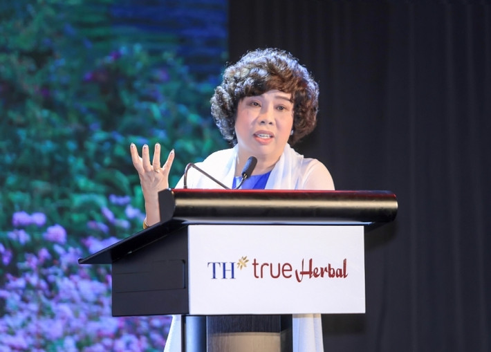 Bà Thái Hương được Forbes bình chọn vì những hành động mang tính cách mạng với thị trường sữa Việt Nam. Bà là người sáng lập thương hiệu sữa tươi sạch TH true MILK. Ảnh: Tintucvietnam.
