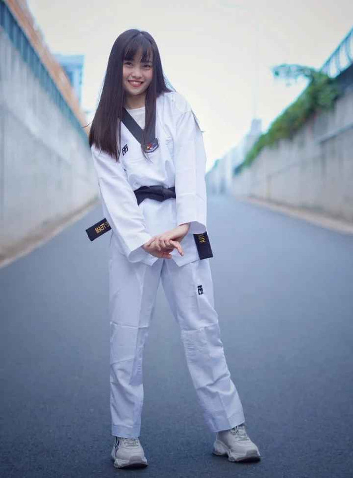 Lyna Chhoeung vừa tập huấn ở Hàn Quốc trước khi về Campuchia thi đấu SEA Games với mục tiêu giành huy chương vàng.