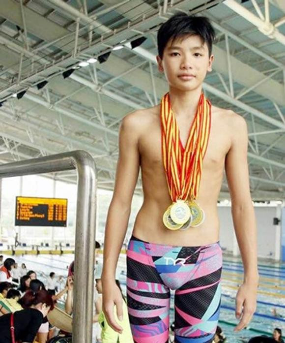 Mới đây, thông tin kình ngư Nguyễn Hữu Nam Sơn không có tên trong thành phần đội tuyển bơi Việt Nam tham gia tranh tài ở ASIAD 19 diễn ra vào tháng 9 tới tại Hàng Châu (Trung Quốc) khiến nhiều người ngạc nhiên.