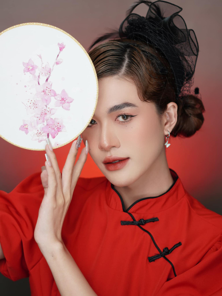 Với khả năng ứng biến linh hoạt với mọi layout, Yul Daily ngày càng khẳng định dấu ấn tiêng trong lĩnh vực làm đẹp.