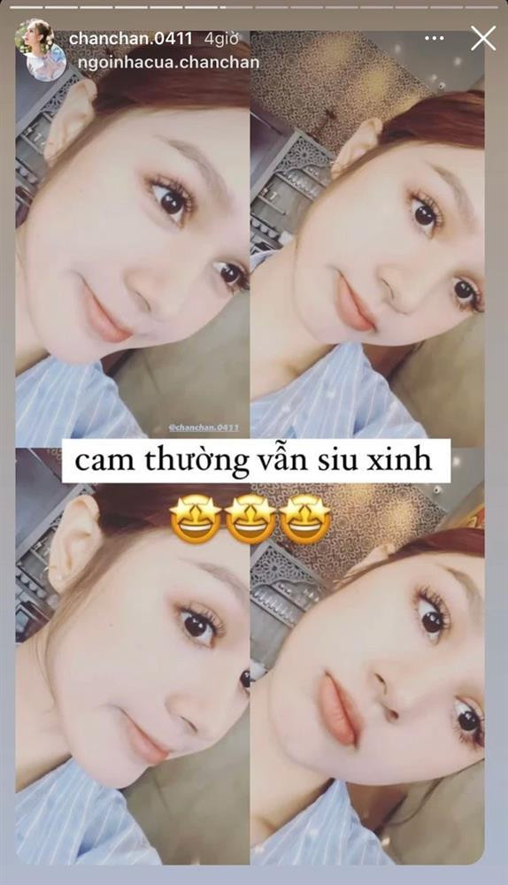 Ban đầu, cô rủ chồng về nhà bố mẹ đẻ. 10X cũng đã trang trí không gian trong nhà gồm rất nhiều bóng bay cùng dòng chữ kỷ niệm 5 năm gắn bó.
