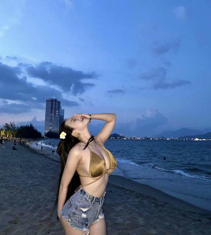 Không chỉ thế, những hình ảnh của Bảo Trân cũng được các trang tin Trung Quốc như Sohu, Chinatimes,... đăng tải thông tin với lời khen cho ngoại hình khả ái, gương mặt xinh đẹp.