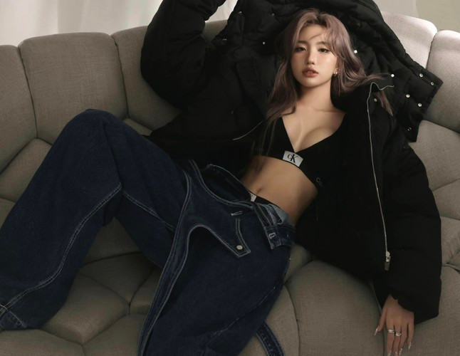 Không chỉ có gương mặt xinh đẹp mà hot girl TikTok còn sỡ hữu 3 vòng chuẩn chỉnh và phong cách đầy sexy có phần quá đà so với lứa tuổi.