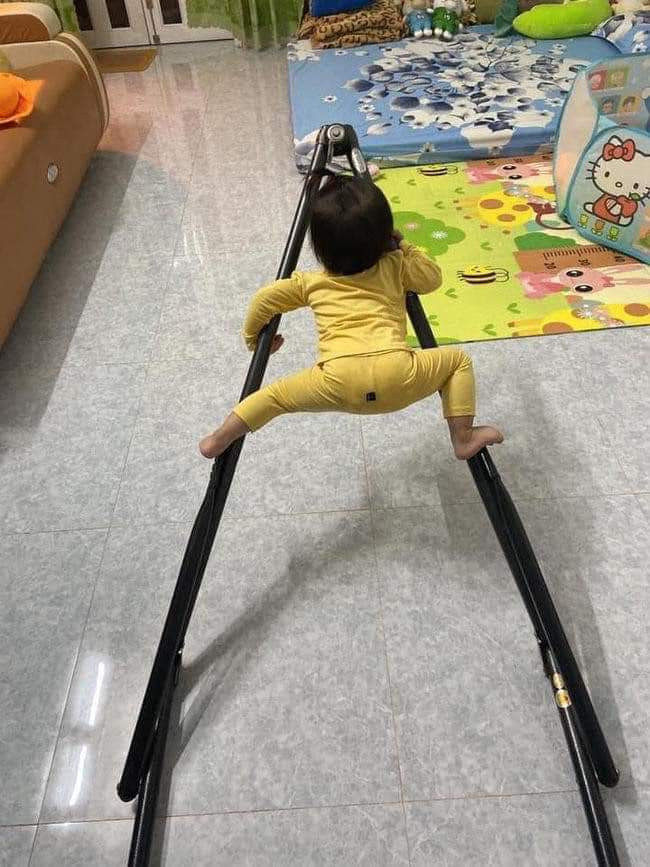 Khi con gái có ước mơ trở thành vận động viên leo núi.