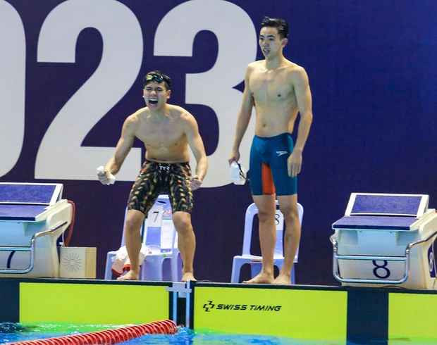 Bên cạnh thành tích ấn tượng, body của dàn "hot boy" của đội tuyển bơi Việt Nam sau khi xuất hiện cũng gây chú ý đặc biệt.