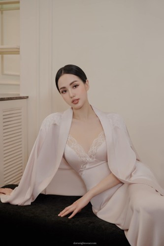 Nhìn Tâm Tít ngày càng thăng hạng nhan sắc cũng đủ thấy cô có hôn nhân viên mãn bên chồng doanh nhân.