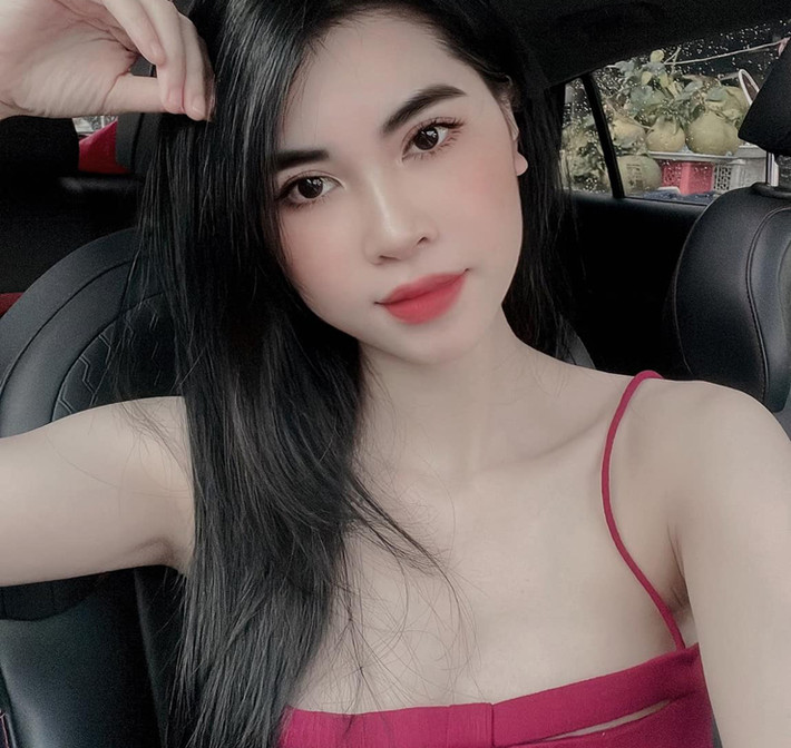 Tuy nhiên, Thanh Trà hạn chế ăn dầu mỡ và đường. Thế nên, bữa ăn hằng ngày của cô hầu hết là các món luộc, hấp. Cô cũng tuyệt đối không ăn bánh ngọt, uống nước ngọt.