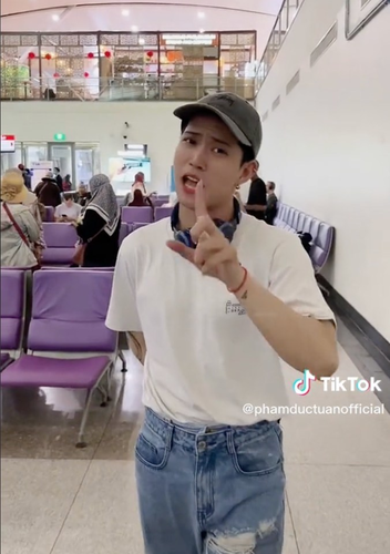 Hơn nữa, đã rất nhiều lần Nờ Ô Nô xin lỗi, mong cộng đồng mạng tha thứ nhưng vẫn “chứng nào tật nấy”. Vì vậy, netizen không ủng hộ việc trở lại hoạt động của TikToker này.