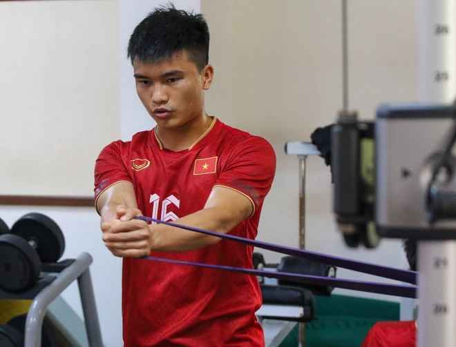 Với quỹ thời gian 4 ngày để chuẩn bị cho trận đấu kế tiếp tại bảng B gặp U22 Malaysia, HLV trưởng Philippe Troussier tiếp tục tạo điều kiện để các học trò có sự hồi phục tốt nhất về thể lực cũng như có sự thoải mái nhất về tinh thần trước khi bước vào trận đấu quan trọng này