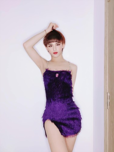Tuy nhiên chuyện tình của Trần Đức Bo và đối phương kéo dài chưa lâu thì "hot TikToker" quay xe, cho biết cả hai chỉ dừng lại ở chị em tốt, không thể tiến xa được.