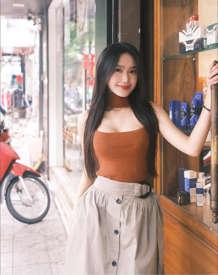 Từ sau khi công khai tình cảm, Đoàn Văn Hậu và Doãn Hải My thường xuyên đăng ảnh và có những màn tương tác ngọt ngào trên mạng xã hội. .