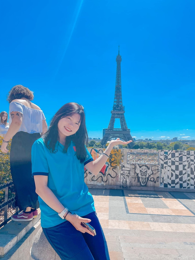 Châu Thị Vang được xếp trong nhóm cầu thủ tiềm năng của đội tuyển nữ Việt Nam. Cô chơi ở vị trí tiền đạo từng chia sẻ rất thần tượng đàn chị Huỳnh Như