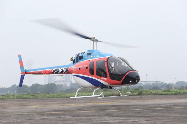 Chiếc máy bay trong MV gây ấn tượng sâu đậm với người xem vì đây là MV one-shot.