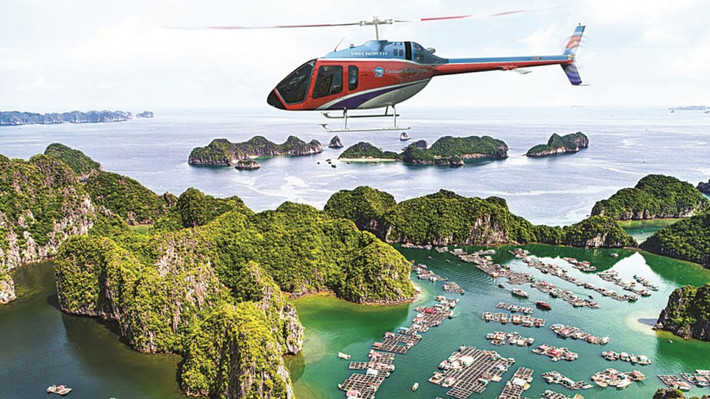 Bên dưới bình luận, nhiều khán giả bày tỏ sự đồng cảm. Họ cho đây là cách ứng xử ý nghĩa của Đen Vâu. Nhiều khán giả cũng chia sẻ với nỗi đau của các gia đình nạn nhân.