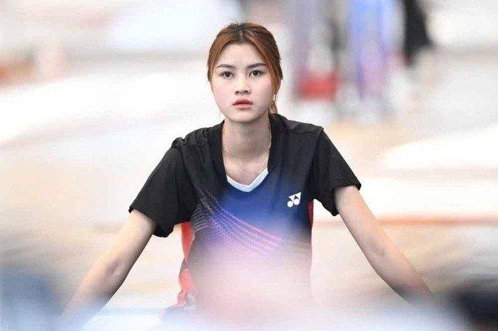 “Khi đó tôi hoàn toàn không biết gì về bộ môn này. Lúc đầu thấy khó lắm, phải học chuyên môn như đứng tấn, bộ pháp… Nhiều người bảo nguy hiểm nhưng tôi không thấy sợ. Thấy các anh chị đi trước đấu hay nên cũng háo hức muốn vào đấu”, Hương nói.