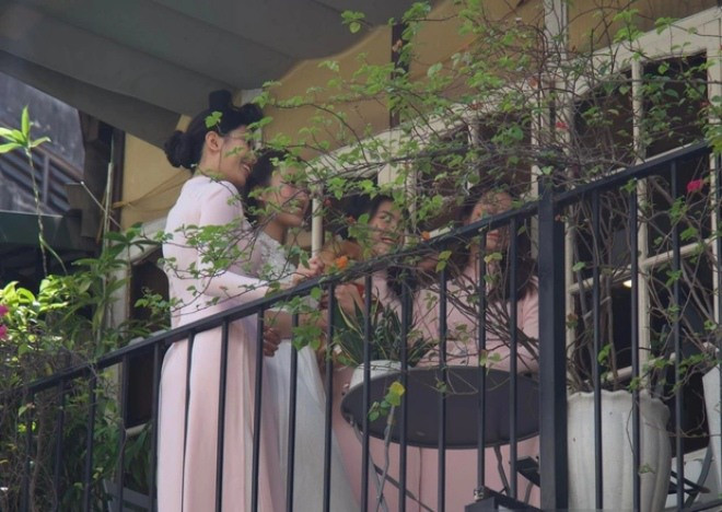Cả Vinh Quang và Mỹ Linh đều sinh ra và lớn lên trong gia đình coi trọng nền nếp, gia phong, văn hóa truyền thống xưa. Ảnh: facebook