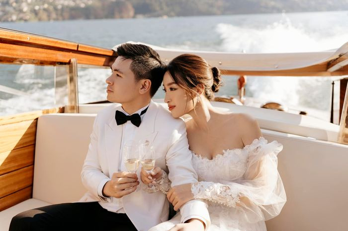 Sau 2 năm giữ kín, mới đây Hoa hậu Đỗ Mỹ Linh xác nhận sắp về chung nhà với vị hôn phu Đỗ Vinh Quang - con trai út của bầu Hiển. Ảnh: FB Đỗ Mỹ Linh