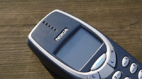 Nokia 3310 chính thức ra mắt vào ngày 1/9/2000 sau thành công của người tiền nhiệm Nokia 3210.