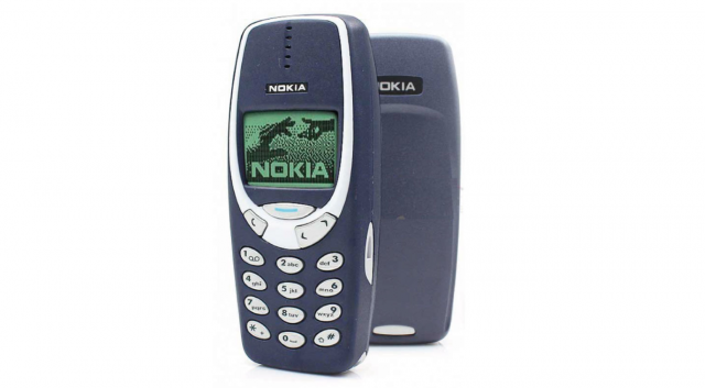 Lúc mới ra đời, Nokia 3310 có giá khởi điểm 129.99 bảng Anh (khoảng 3.7 triệu đồng). Đến cuối năm 2003, máy được bán với giá khá rẻ 45 bảng Anh (1.2 triệu đồng).