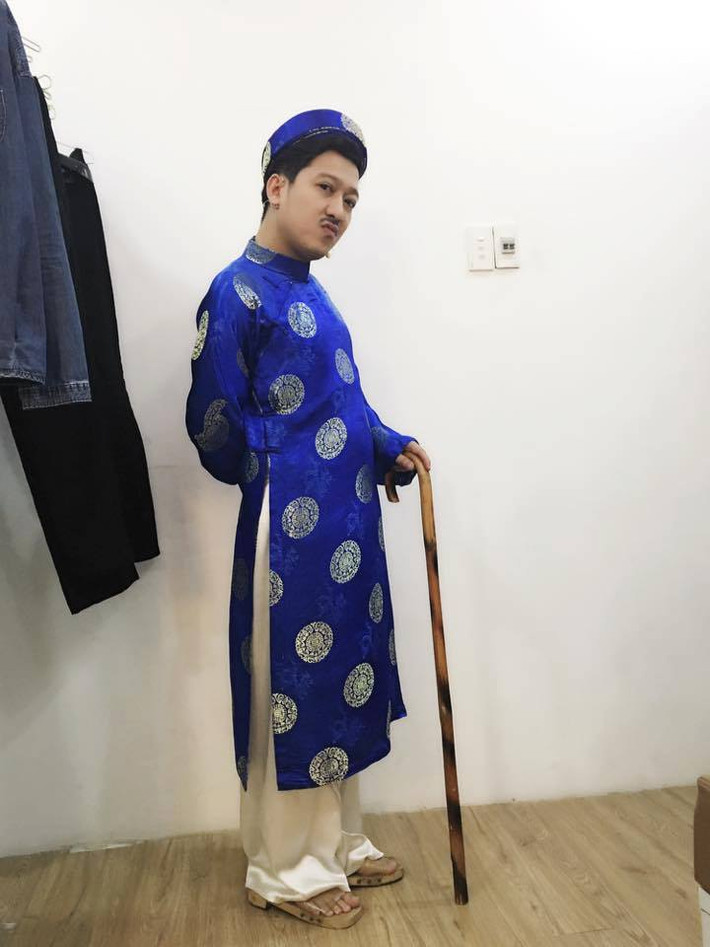 Không chỉ vậy, Trường Giang còn có thu nhập khá lớn từ các hợp đồng quảng cáo và đóng phim. Ảnh: Facebook Truong Giang.