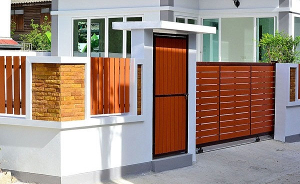 Chi tiết cổng và hàng rào thiết kế đơn giản nhưng bắt mắt. Ảnh: Thietkethicongnhadep.