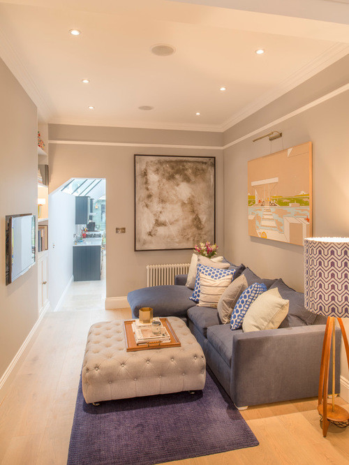 Trước khi chọn sofa cho phòng khách nhỏ, nhất thiết bạn phải xem phòng khách nhà mình là phòng riêng biệt hay phòng có luồng giao cắt ngang. Ảnh: Houzz.
