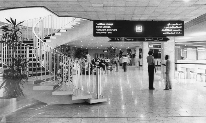 Nhà ga thưa thớt những năm đầu 1980. Ảnh: Dubai Airport.